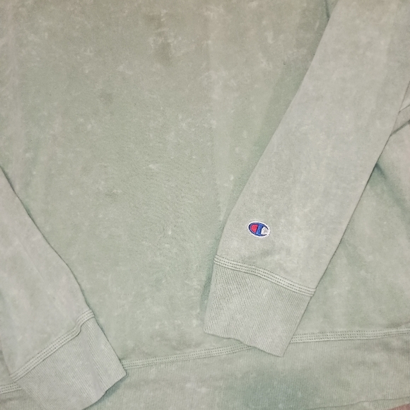 Champion Women's Size LARGE Green Sweater - Picture 2 of 6